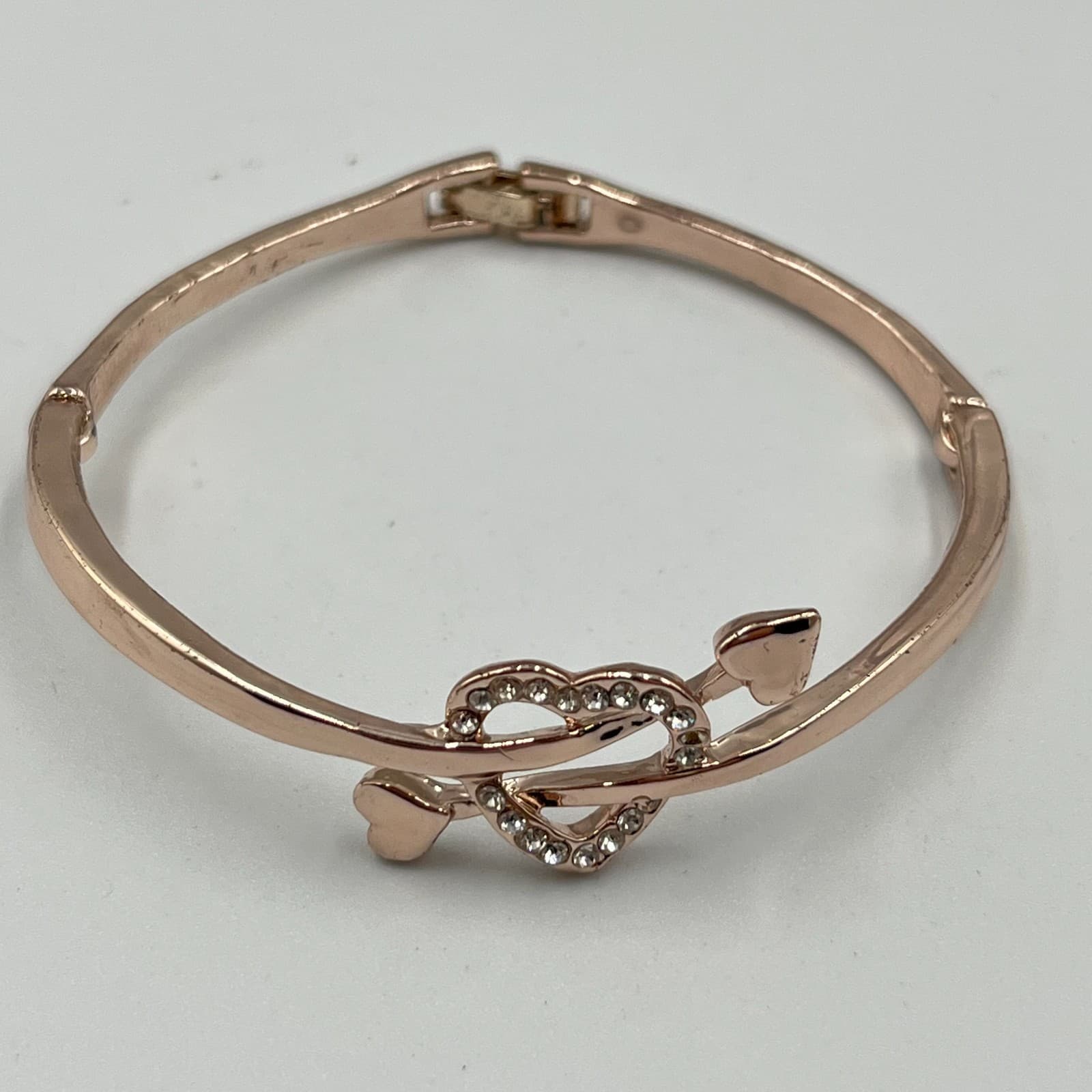 Vintage Rose Gold Tone Heart & Arrow Bangle Bracelet Rhinestone Y2K Romantic