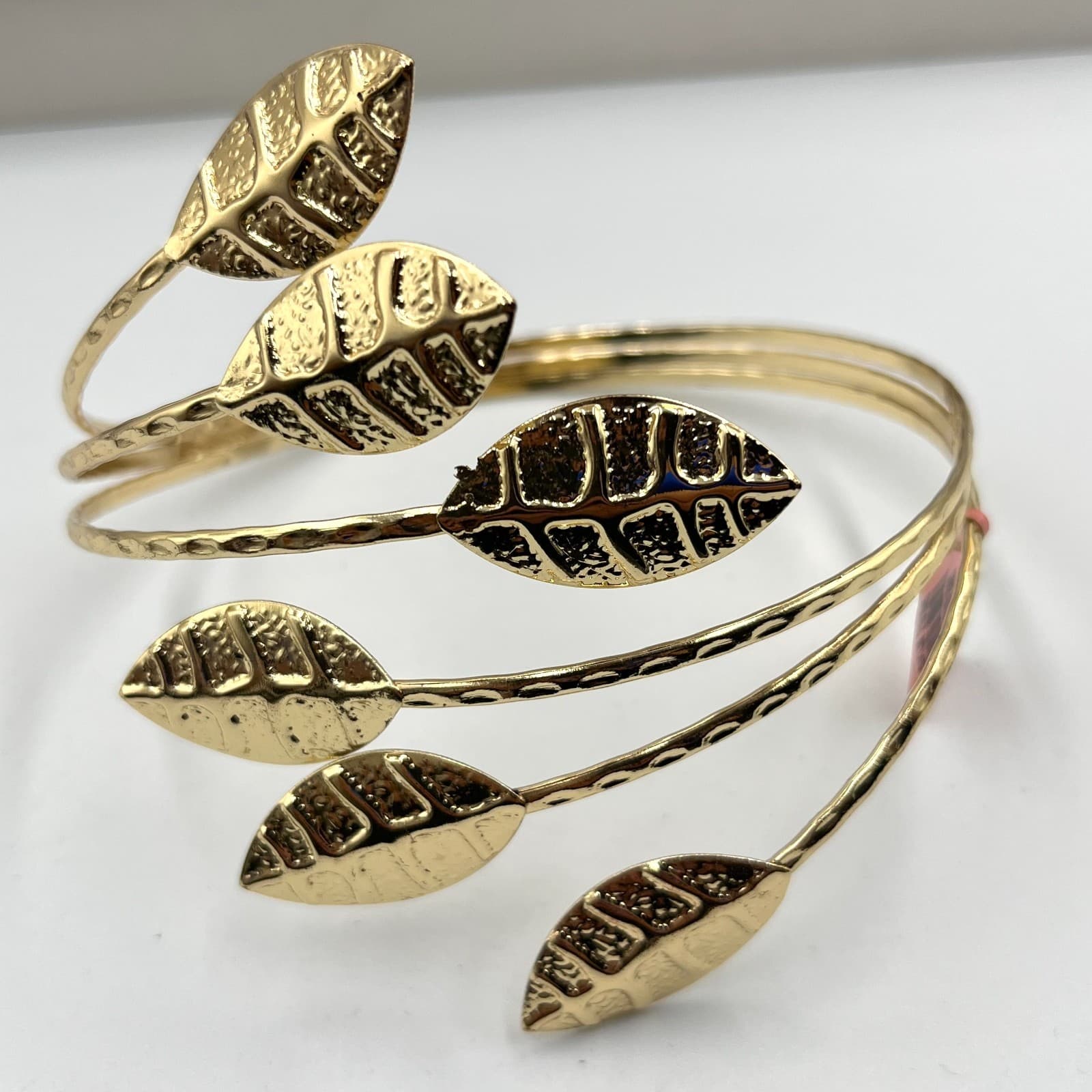 Vintage Style Gold Tone Leaf Bypass Bangle Bracelet Greek Goddess Boho Chic