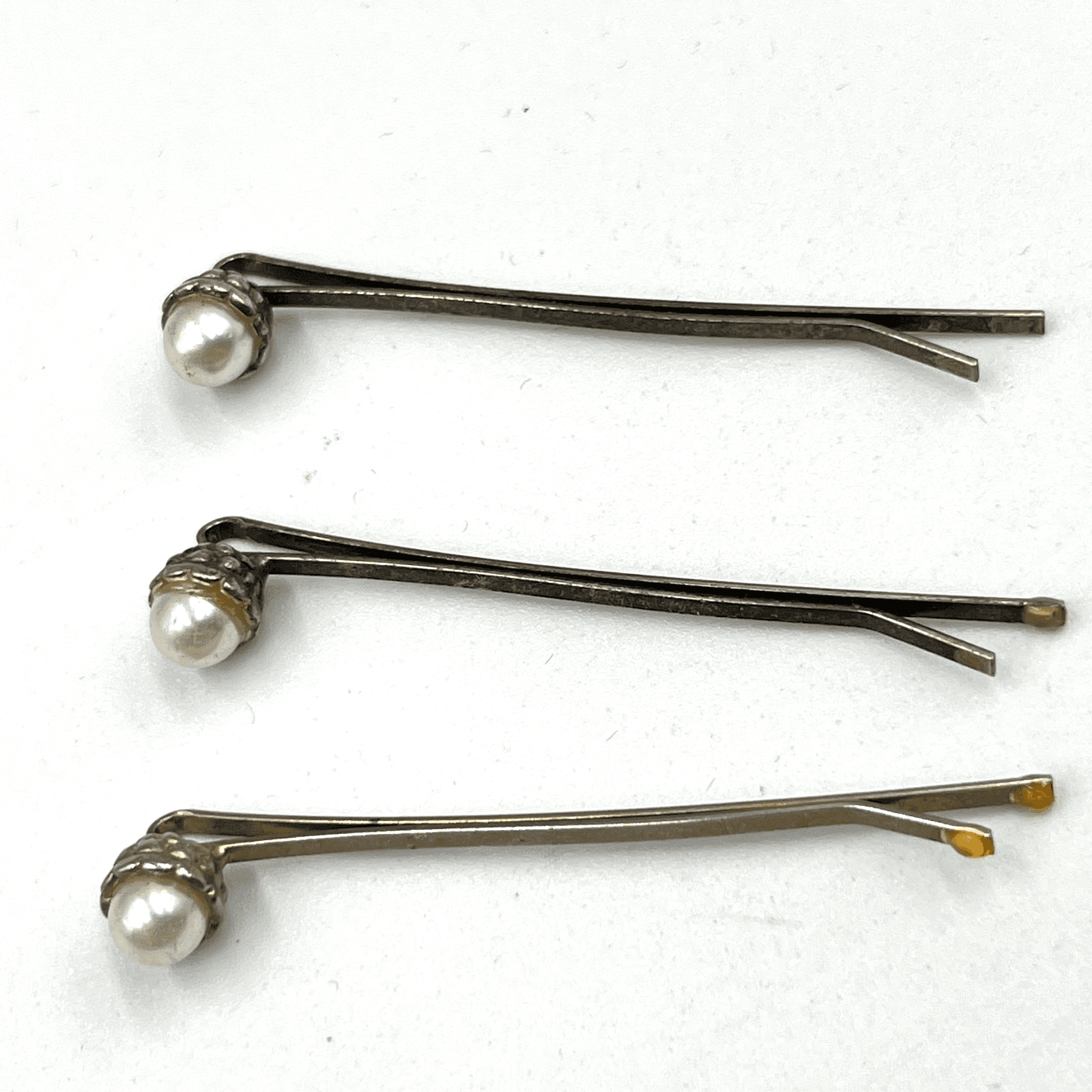 Vintage Faux Pearl Silver Tone Bobby Pin Hair Clip Set (3pc) Retro Y2K Style