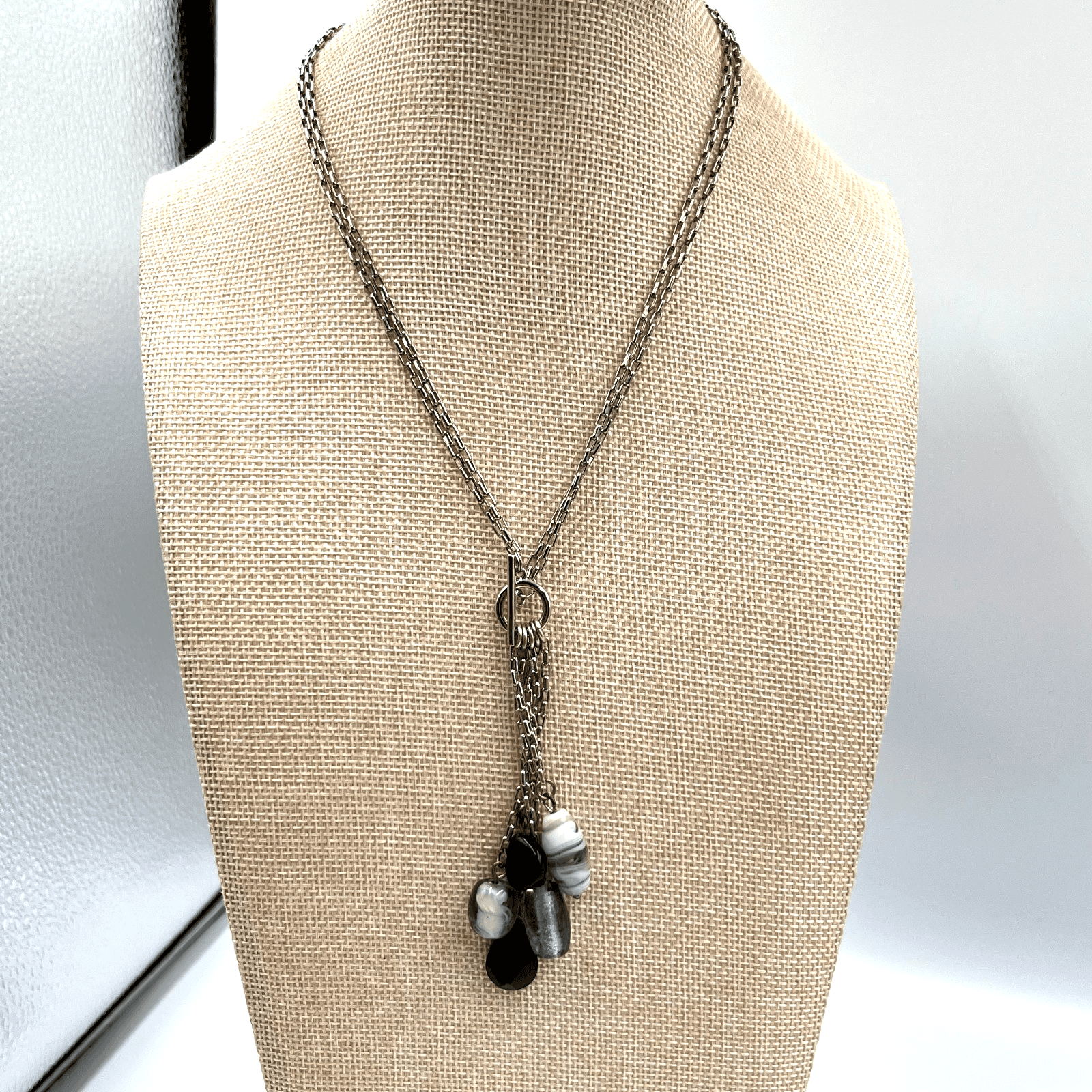 Vintage Retro Silver Tone Multi-Chain Toggle Necklace Black White Art Glass
