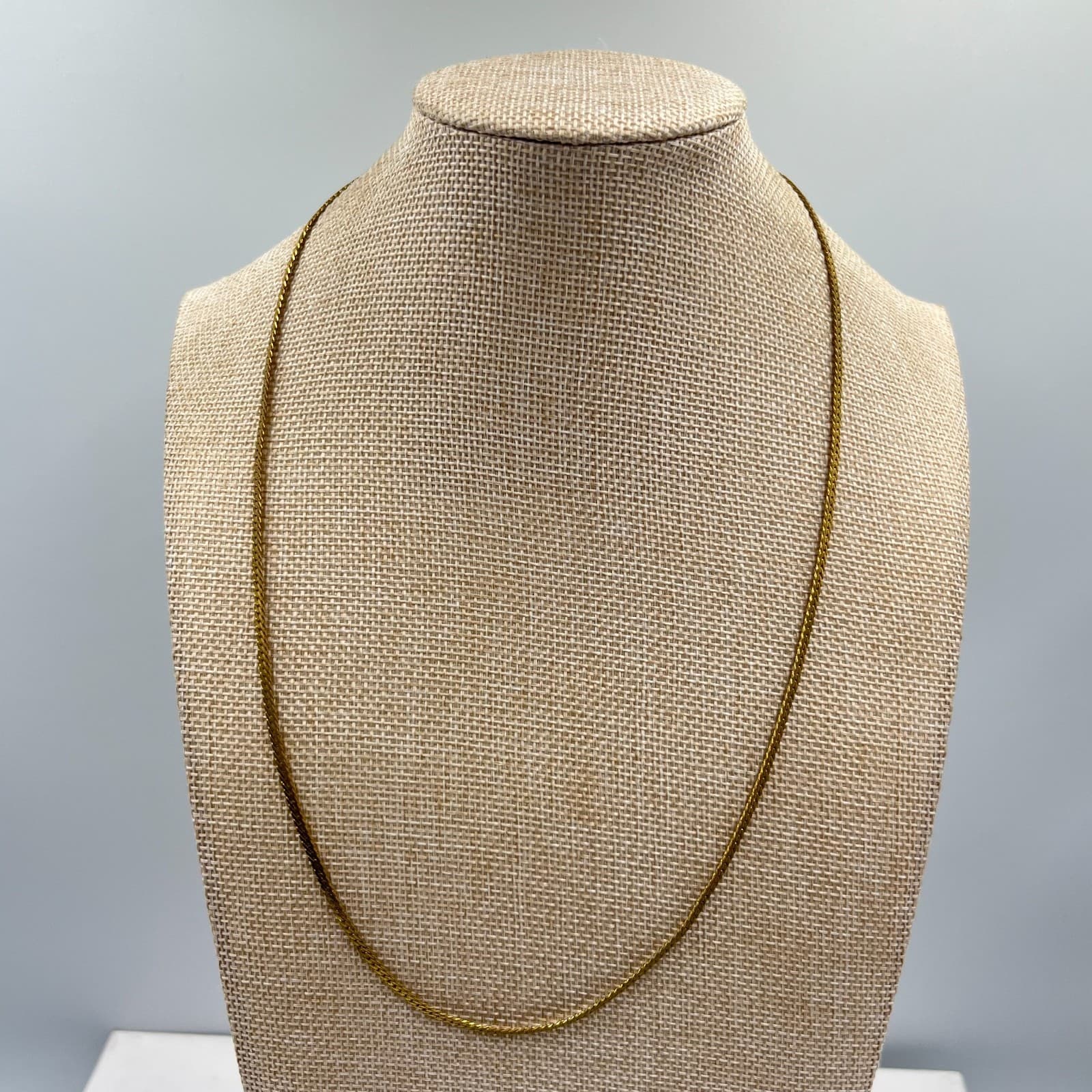 Vintage Gold Tone Herringbone Chain Necklace Silver Tone Bow Clasp 20"