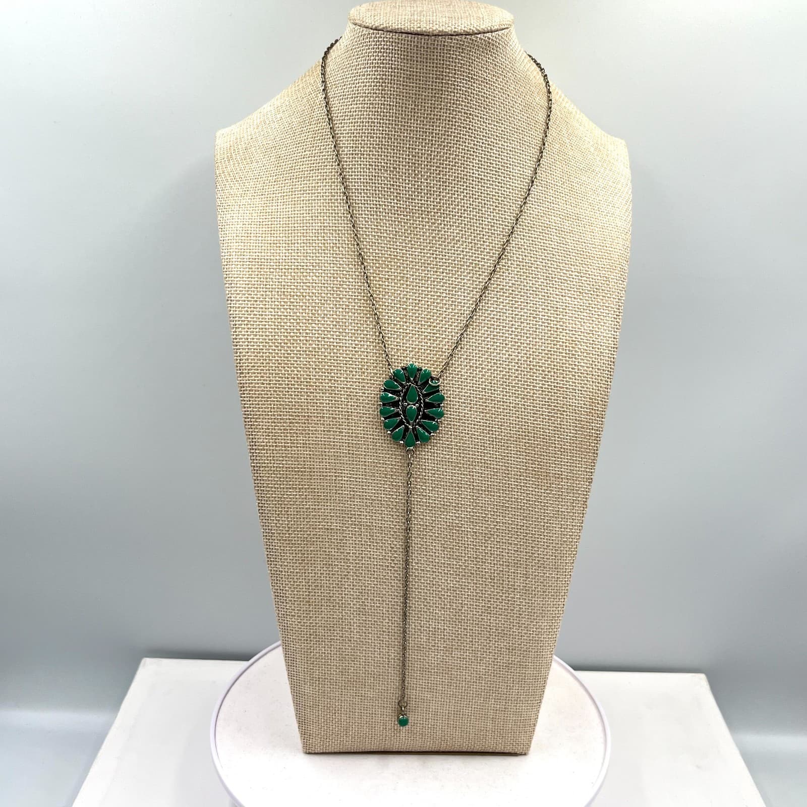 Vintage Style Green Enamel Teardrop Y-Necklace, Silver Tone Boho Lariat 14"