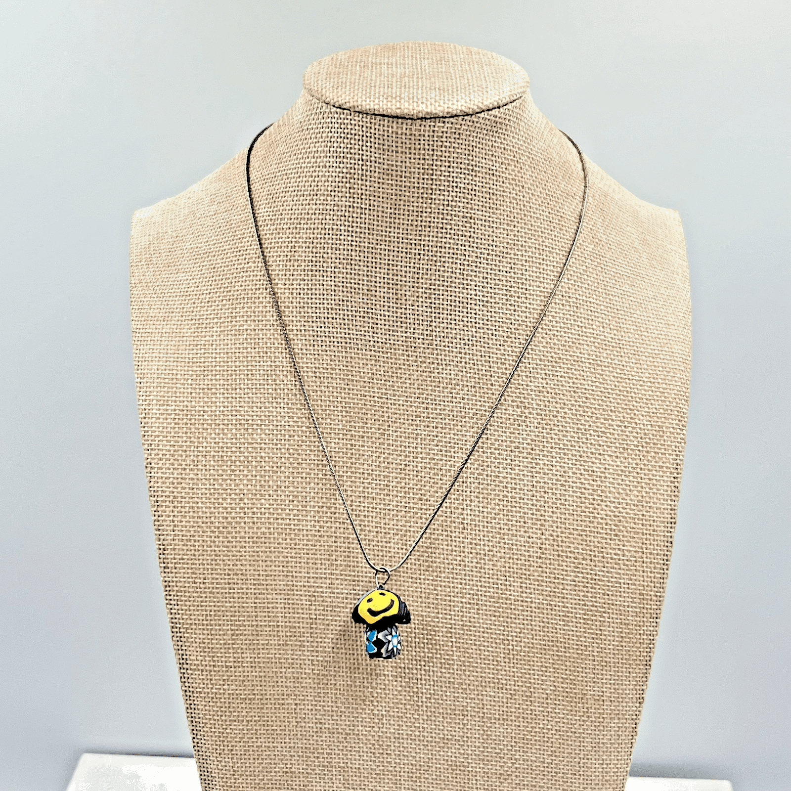 Vintage Y2K Psychedelic Mushroom Pendant Necklace Multi-Color Boho Snake Chain