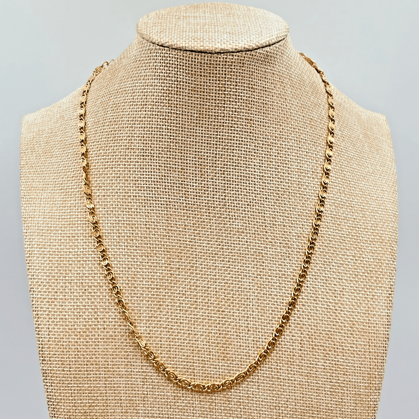 VTG Gold Tone Filigree S-Link Chain Necklace Retro Statement Lobster Adjustable