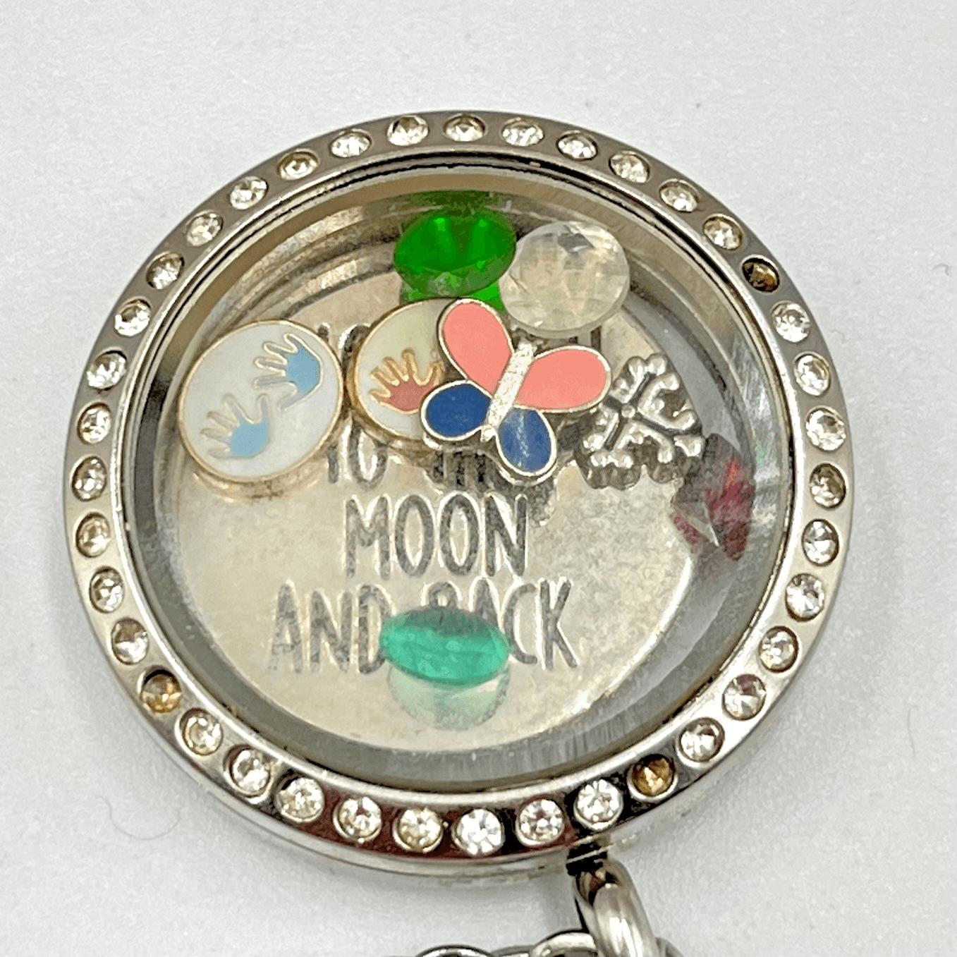 VTG Floating Living Locket Necklace"I Love You To The Moon and Back" Silver Tone