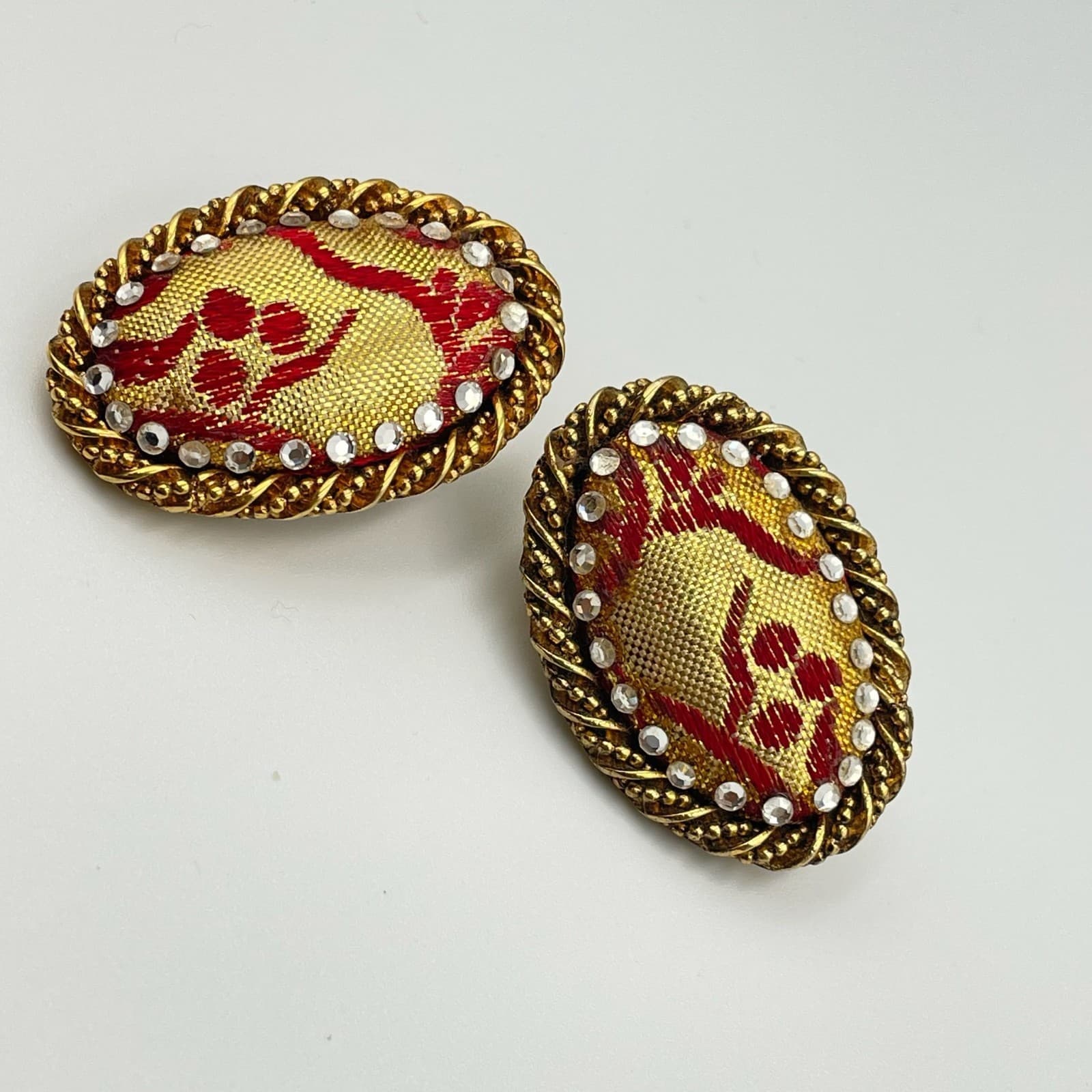 Vintage VTG Gold Tone Clip Earrings Red Fabric Rhinestone Oval Rope Edge Costume