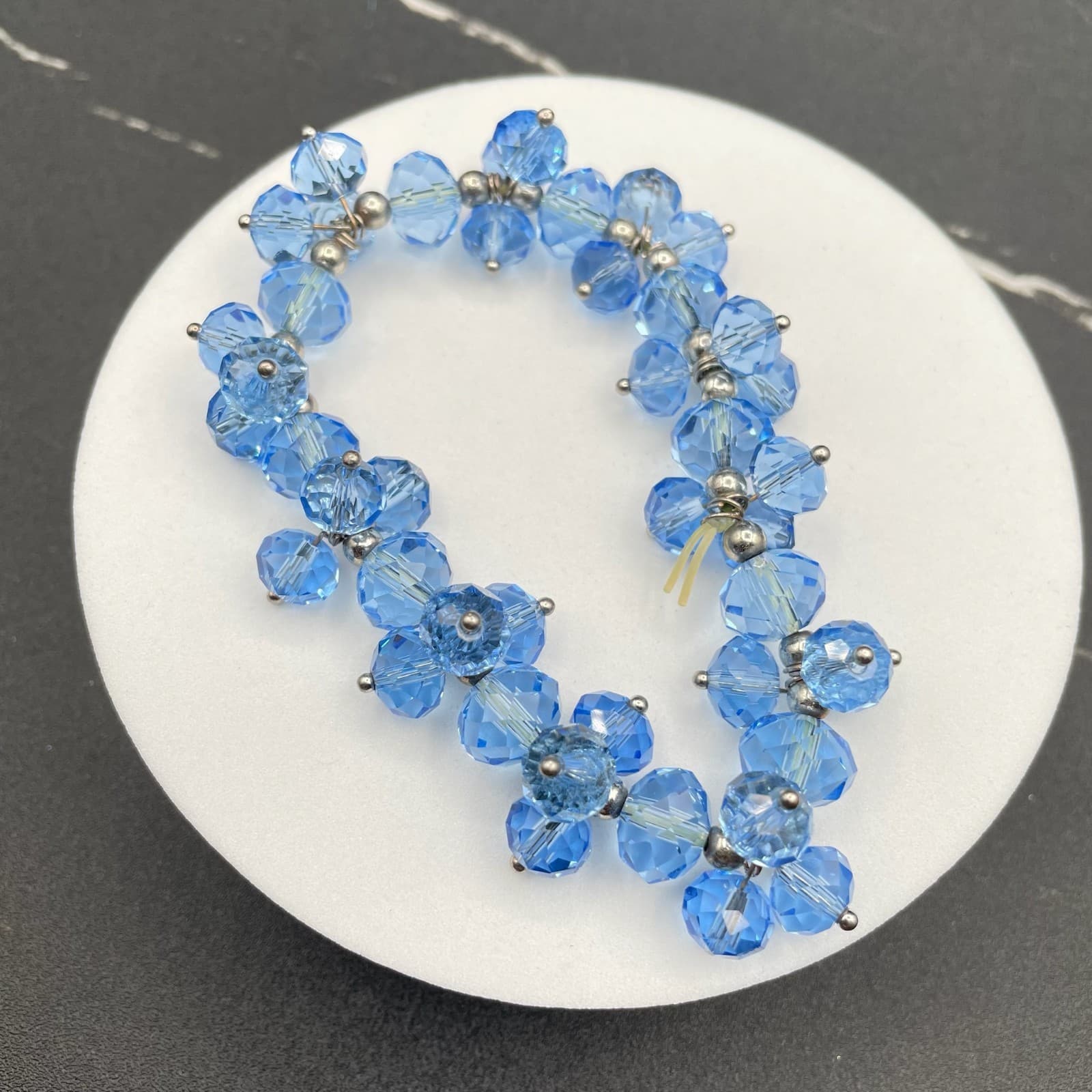 Vintage Blue Glass Gemstones Faceted Silver-Tone Floral Pattern Beaded Bracelet