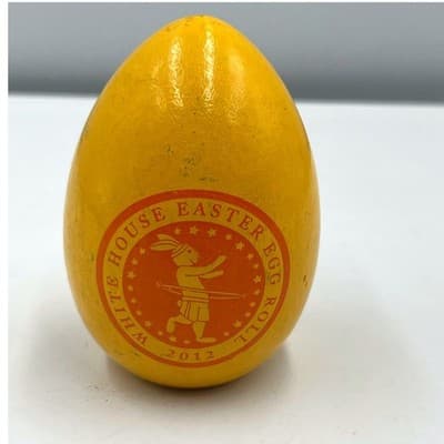 2012 White House Easter Egg Roll Yellow Wooden Egg Barack Michelle Obama Signed