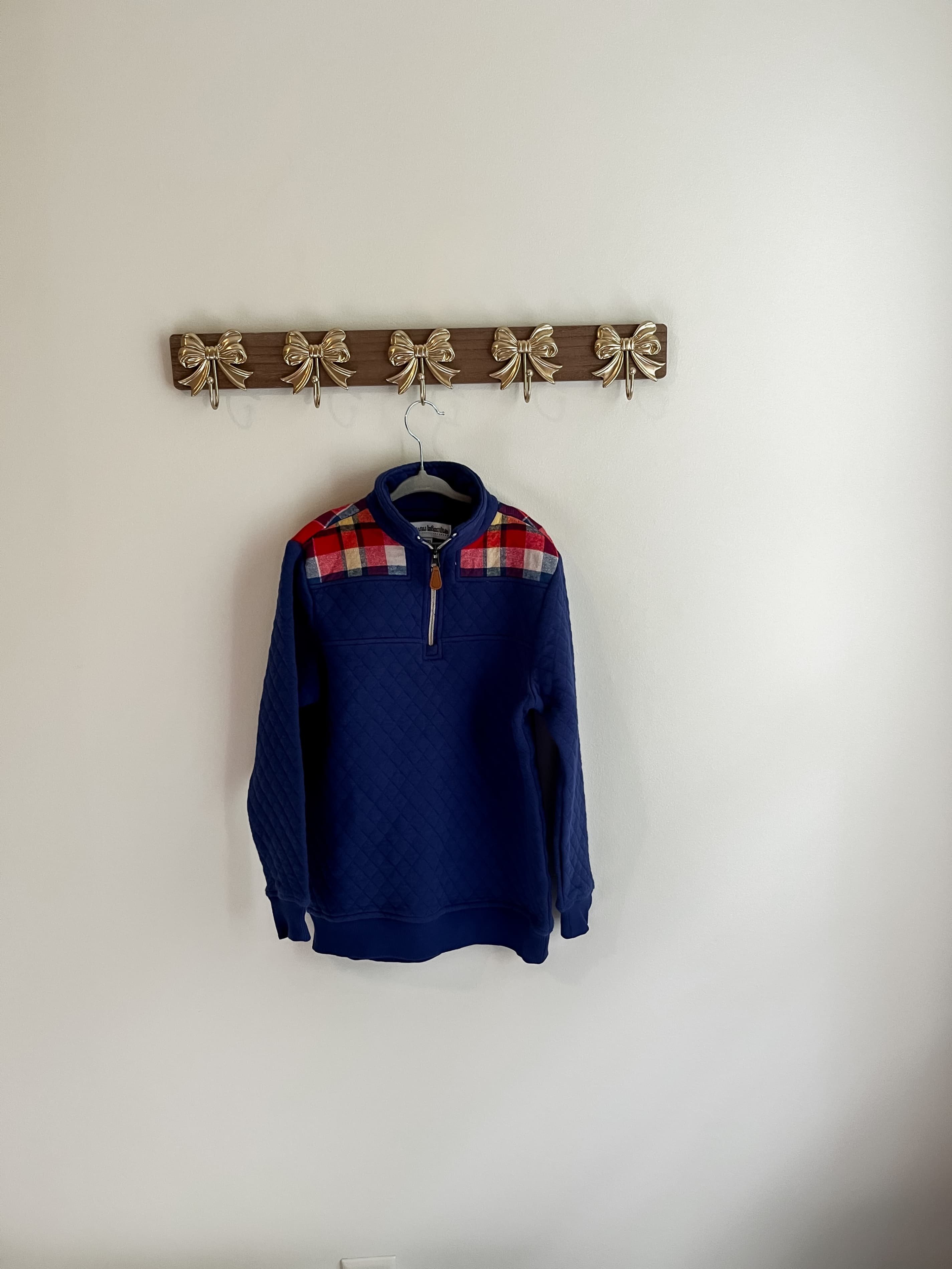Bayou Blanks boys size 10/12 Plaid Quilted Pullover Sweatshirt