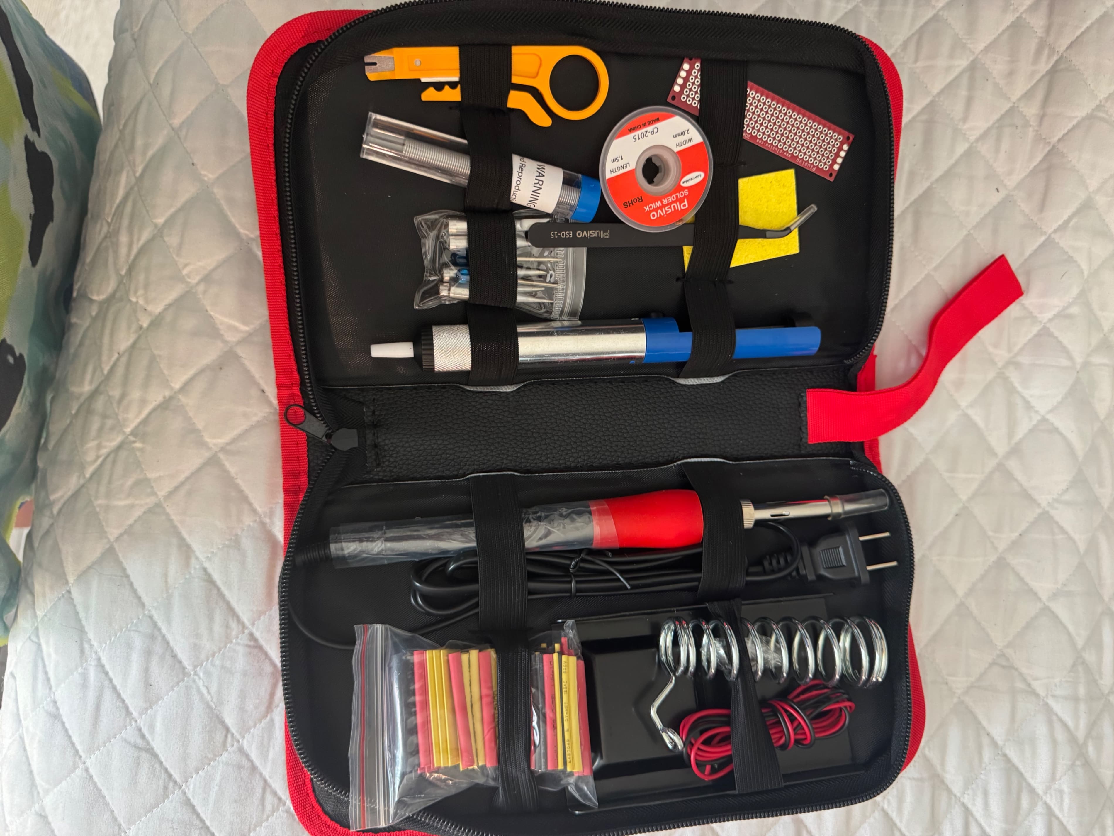 Plusivo Soldering Iron Kit with Accessories