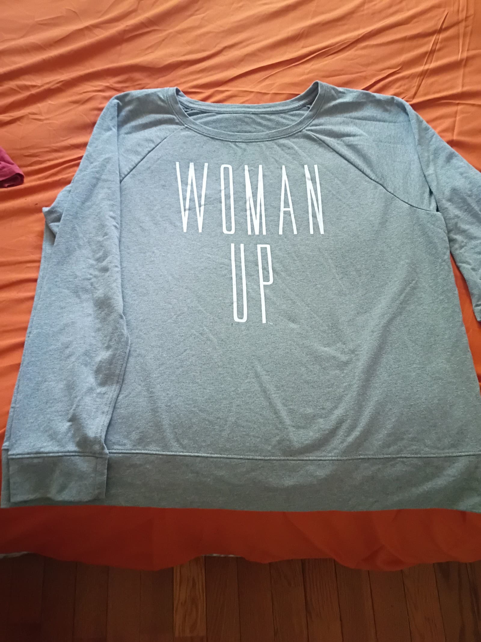 Off shoulder sweatshirt