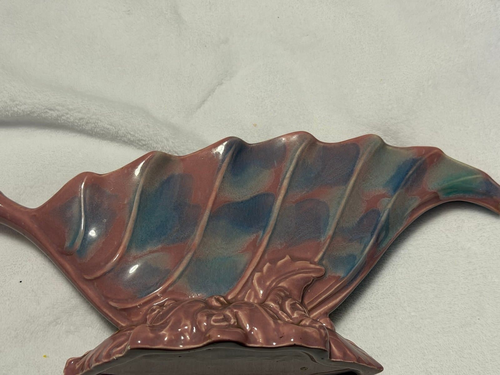 Vintage Royal Haeger Seashell vase