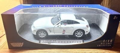 Motor Max 2003 Silver Chrysler Crossfire - 73121 - 1/18 Scale - NEW