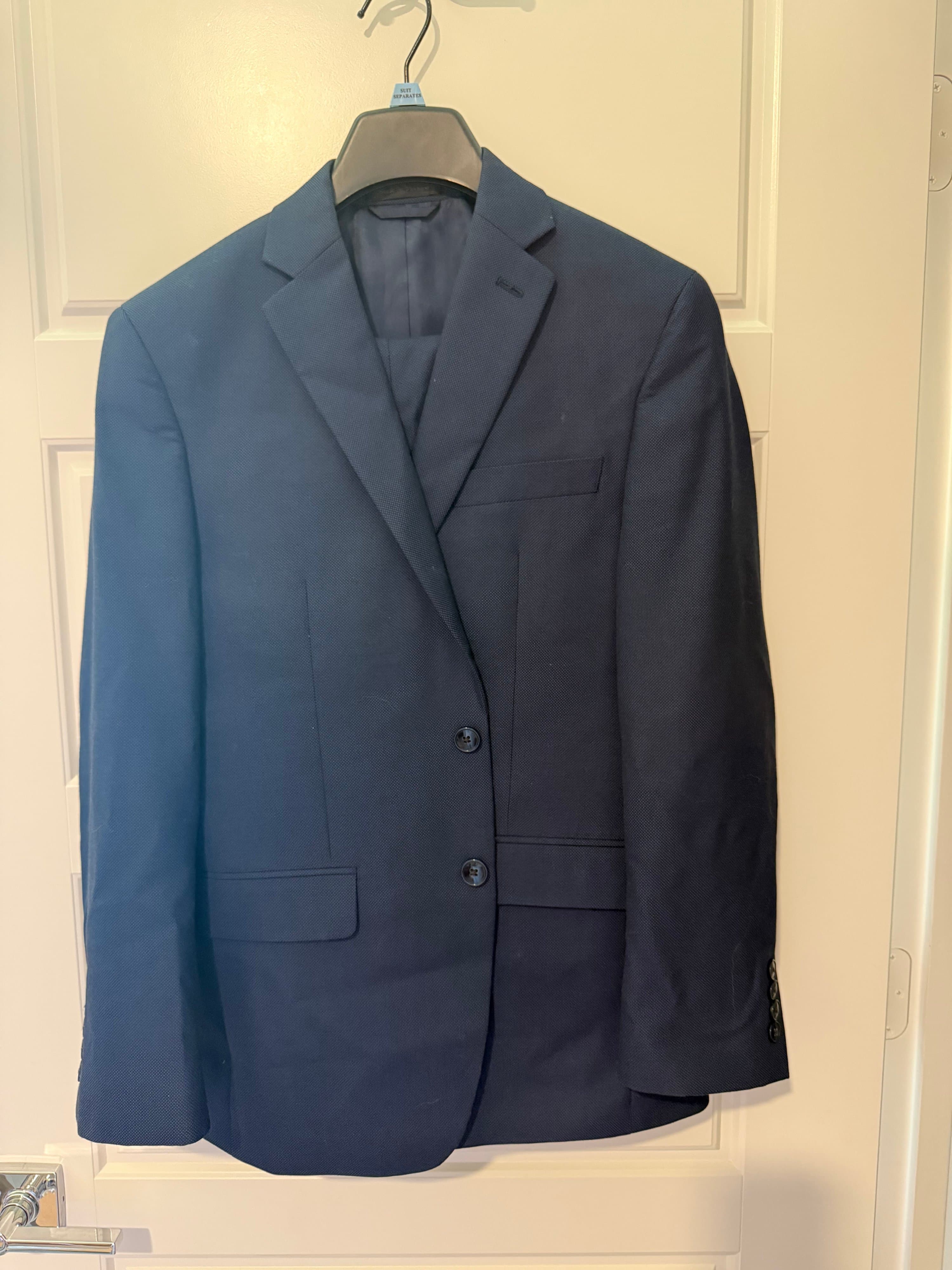 Van Heusen Men's Suit 36S Navy