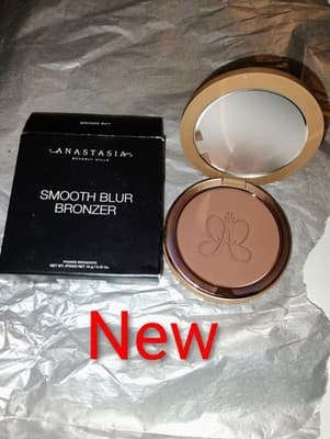 Anastasia Beverly Hills Smooth Blur Bronzer Pressed Powder Bronze Bay 0.35 oz