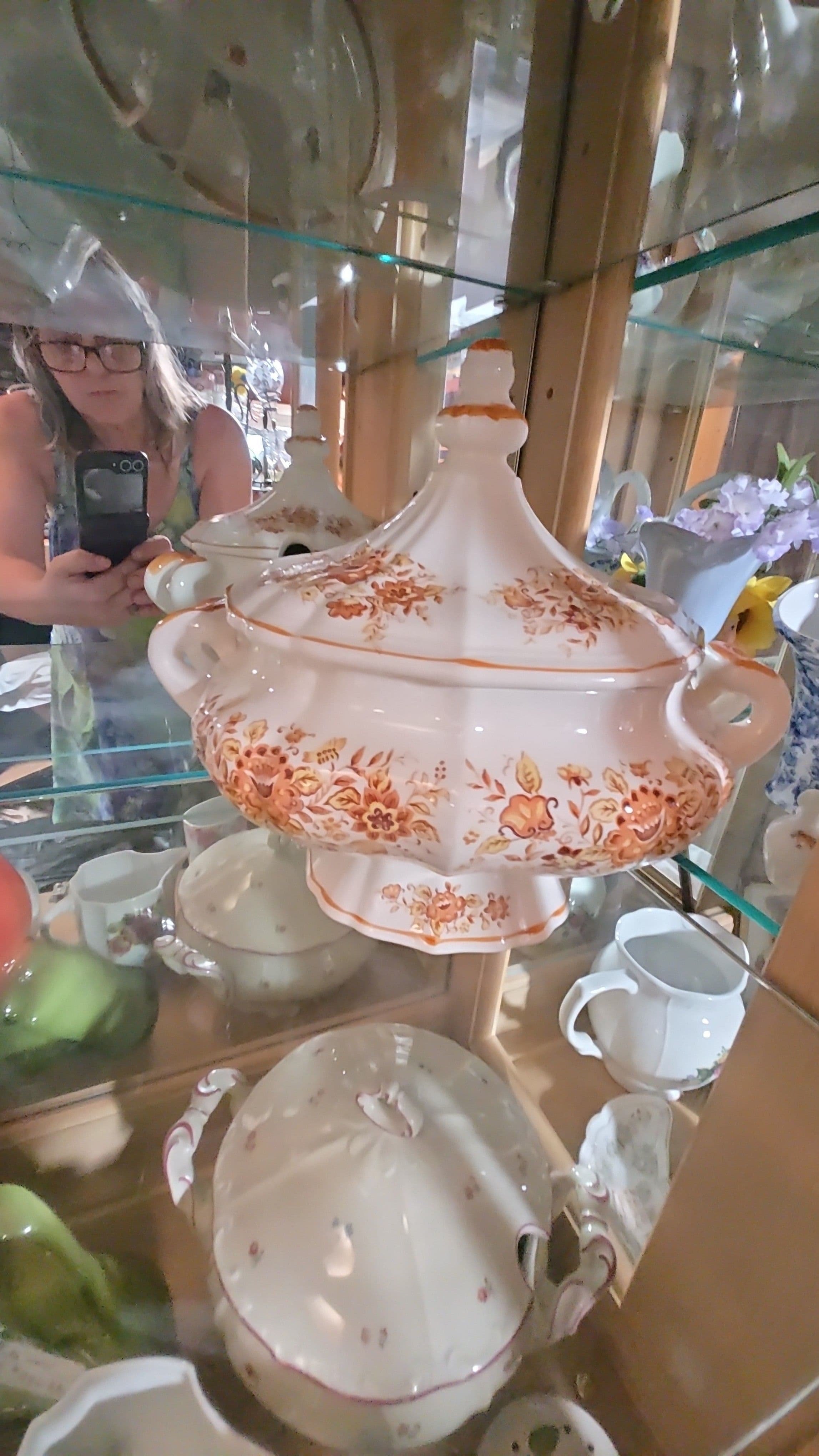 orange flower soup tureen