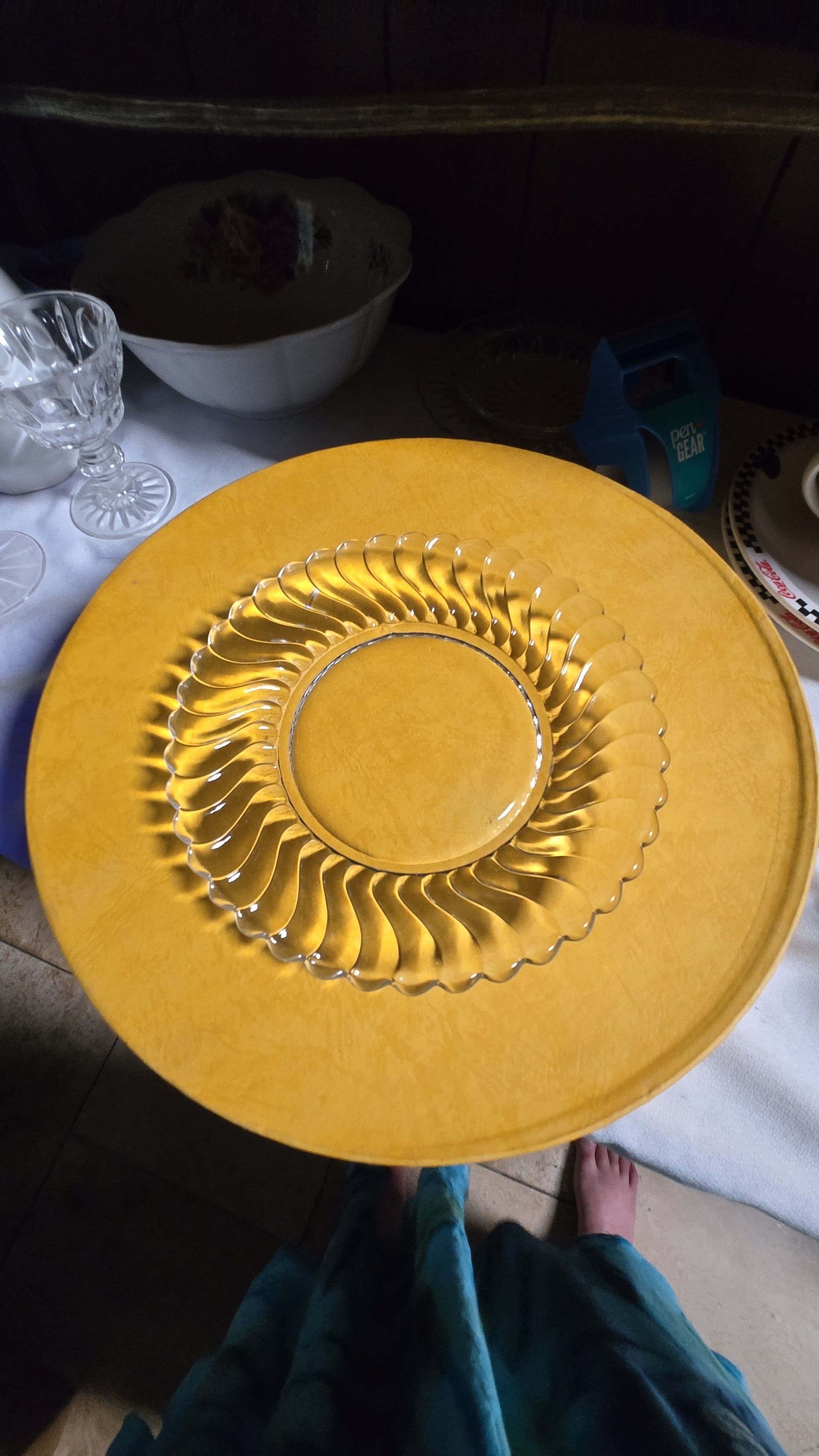 7 1/4 in salad plate swirl
