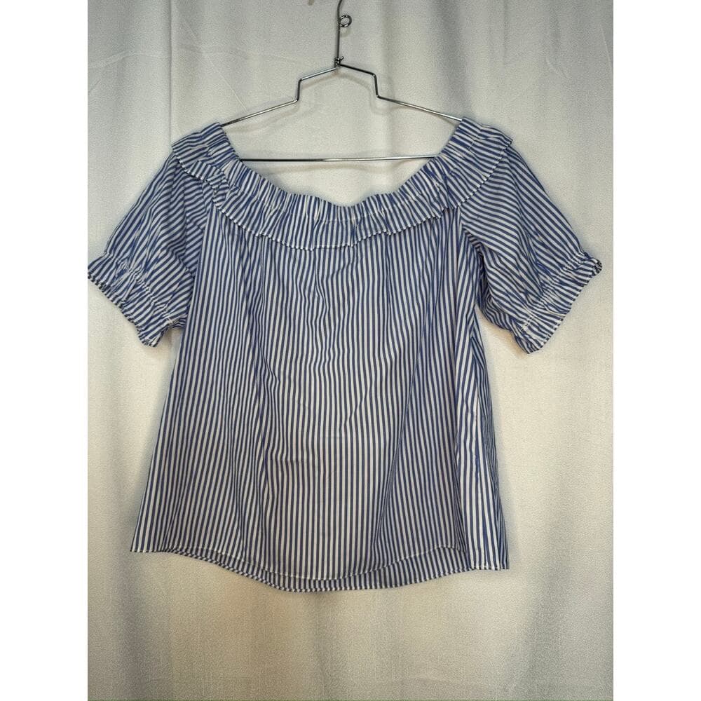 424. Vineyard Vines for Target Blue White Stripe Peasant Top Size M