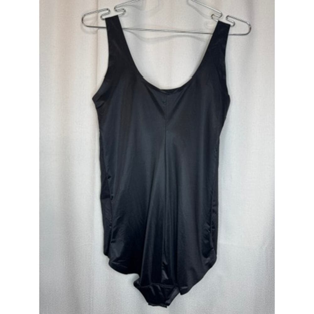 372. Spanx Tank Panty Bodysuit Black Shapewear Size Large NWT