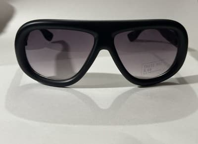 These Are A.OK High-Fashion Women's Aviator Sunglasses Black Frame Lens OakNyc