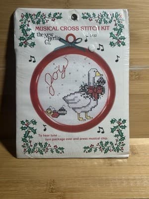 Musical Counted Cross Stitch Kit Goose Christmas Sealed NEW BERLIN CO. #3132