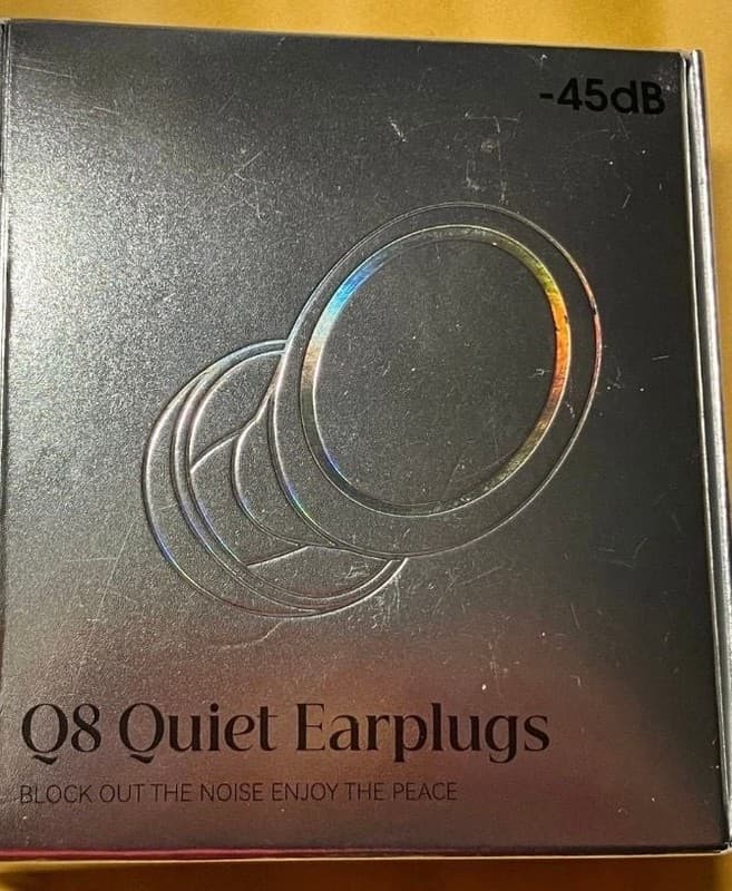 Q8 Quiet Earplugs -45dB Noise Reduction Reusable Silicone Earplugs with Case Obs