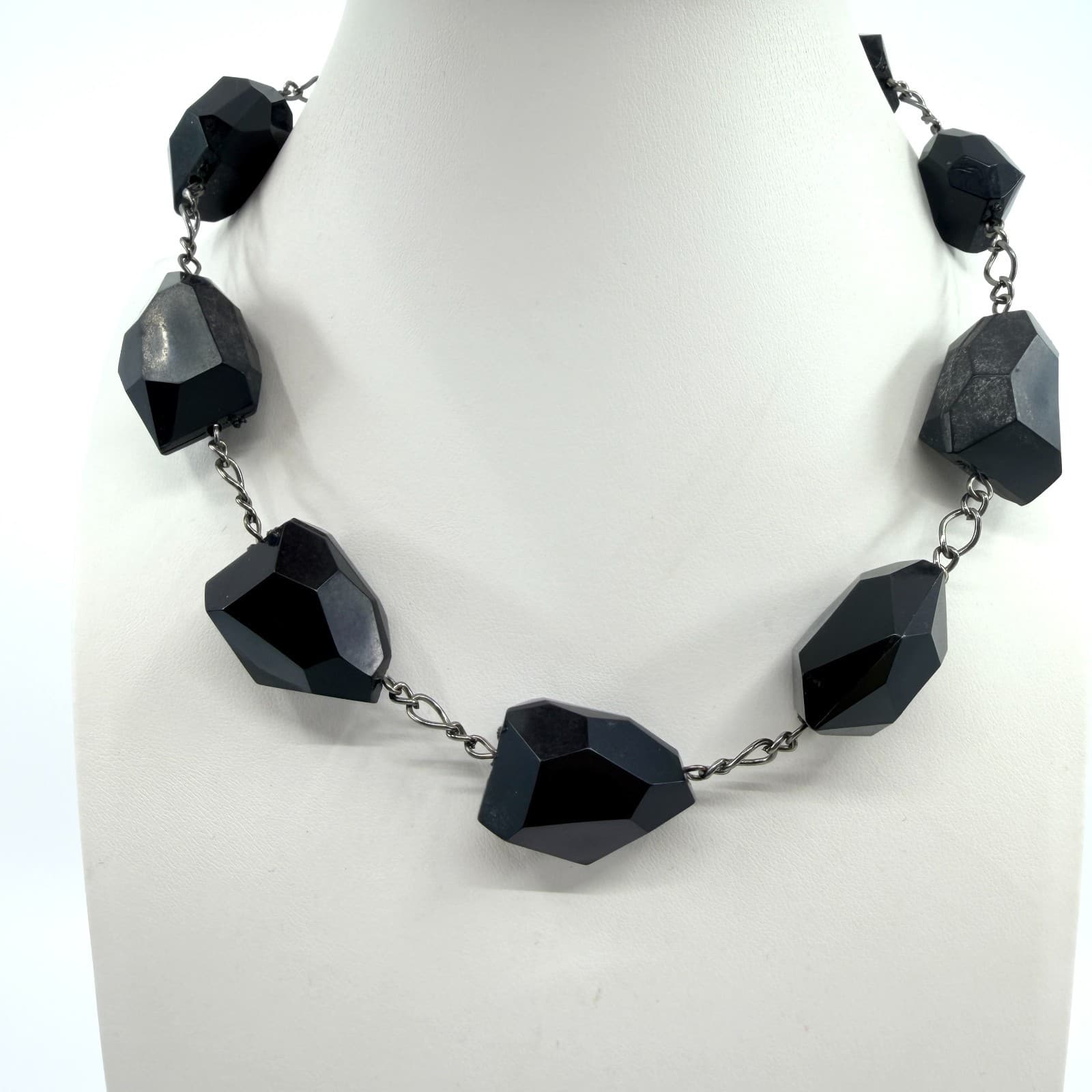 VTG Gunmetal Tone Black Onyx Color Necklace Faceted Chunky Nugget Bead Statement