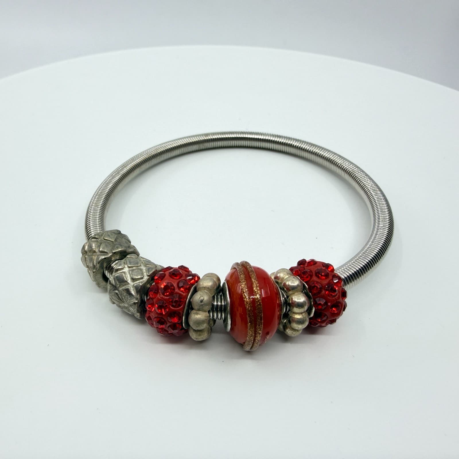VTG Silver Tone Steel Red Glass European Charm Expandable Spring Coil Bracelet