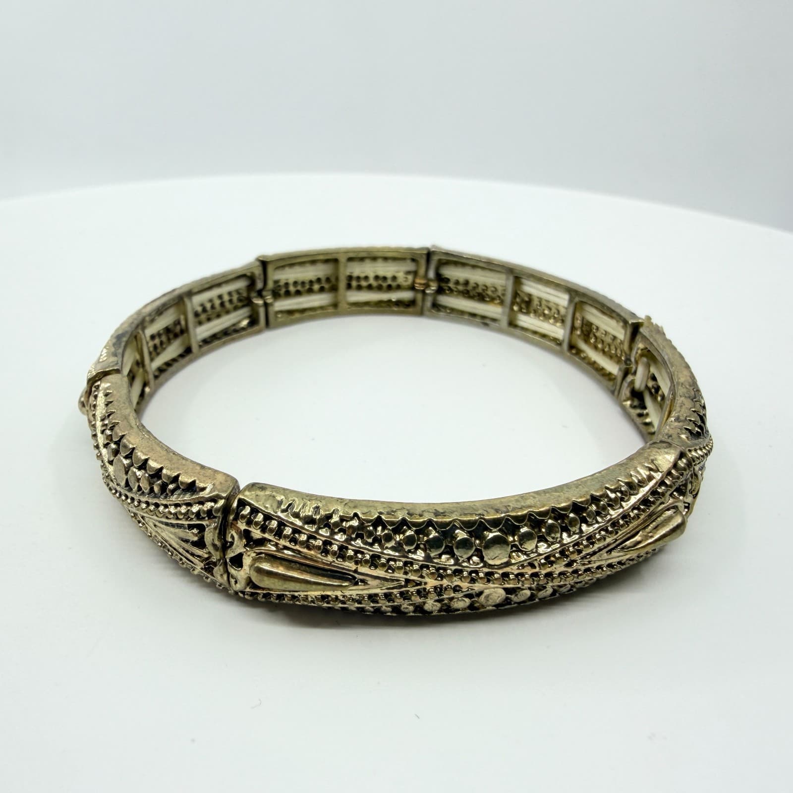 Vintage Antique Gold Tone Textured Segmented Stretch Bangle Cuff Bracelet Retro