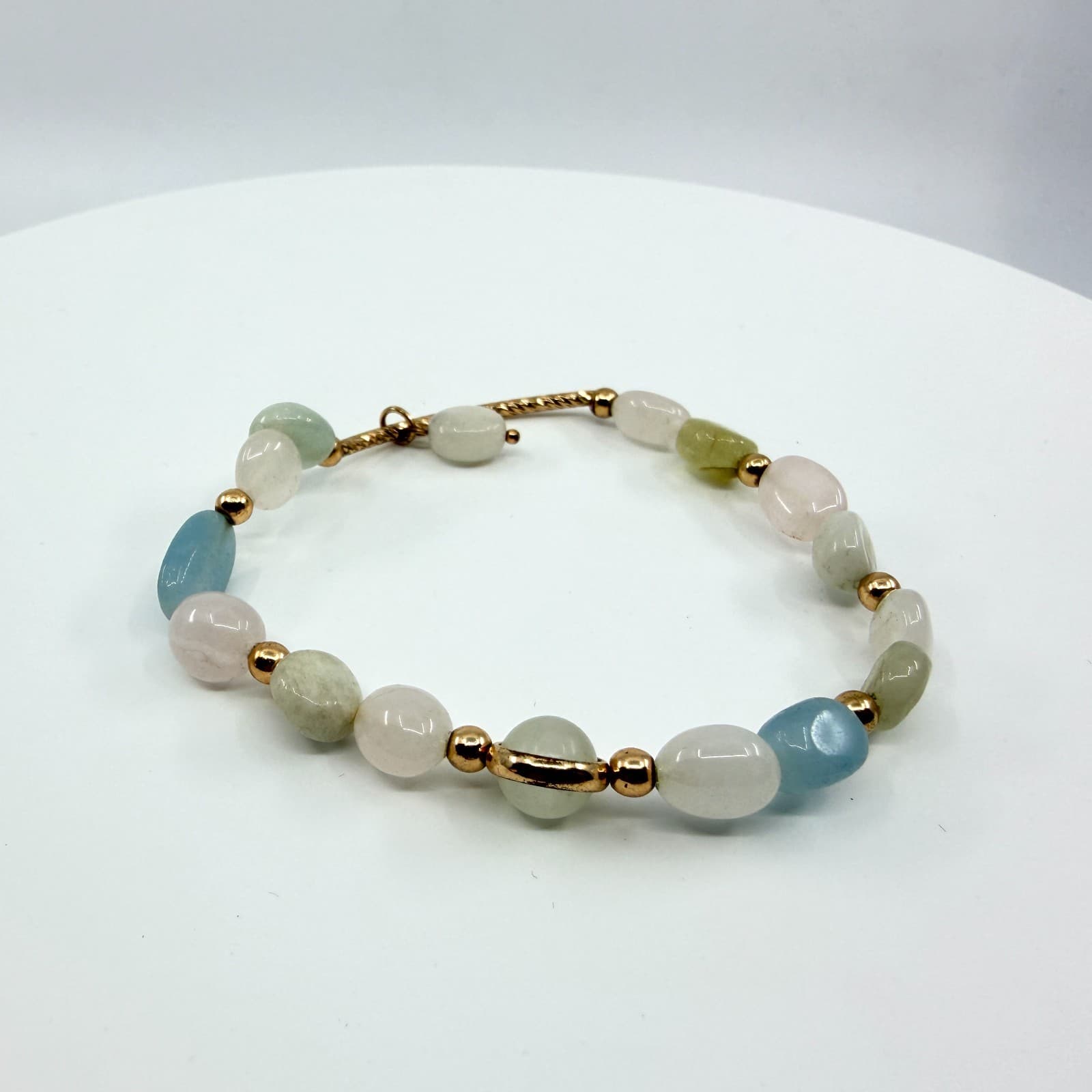Vintage Pastel Quartz Faux Jade Beaded Bracelet Gold Tone Multi Color Gemstone