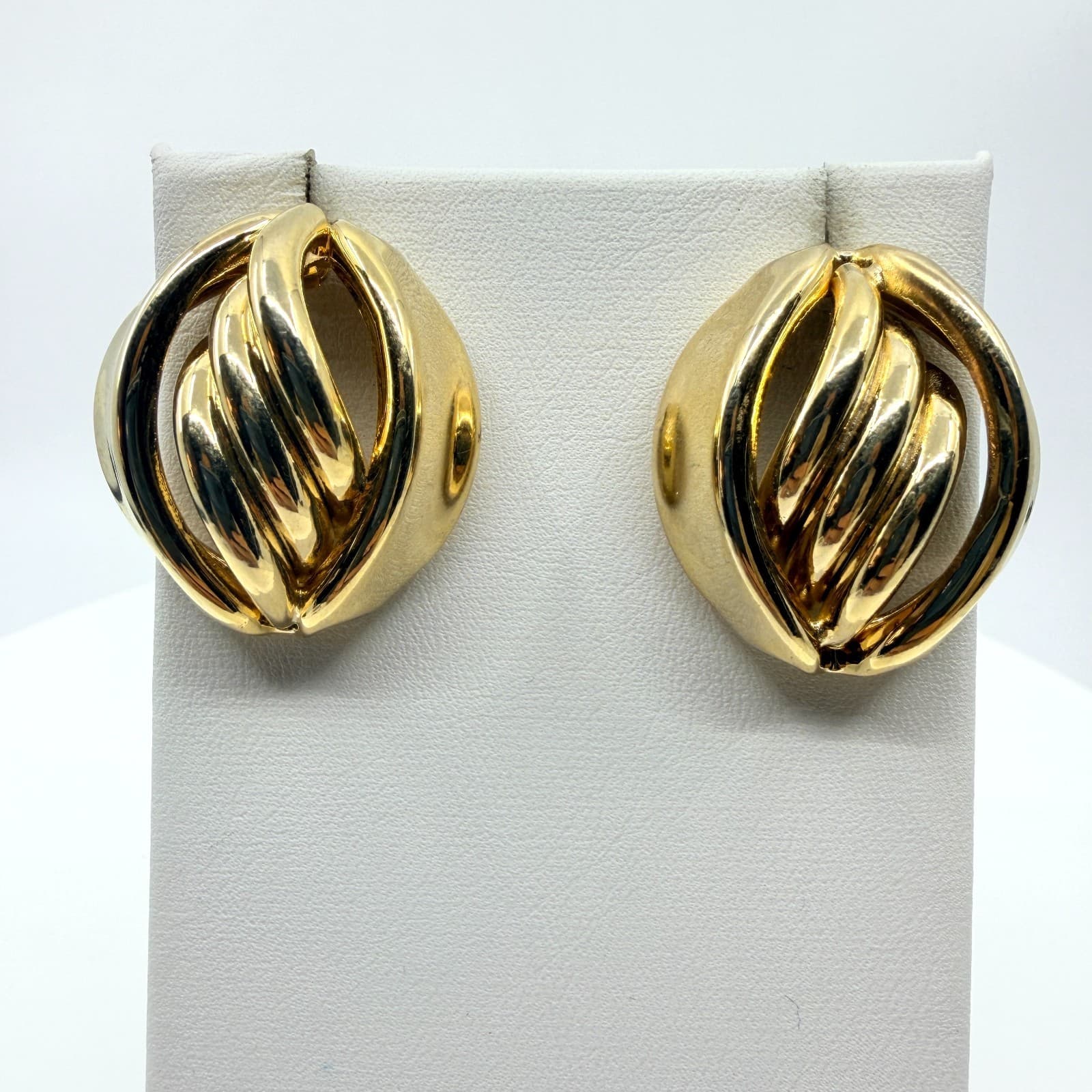 Vintage Retro Gold Tone Chunky Twisted Ribbon Swirl Oval Statement Post Earrings