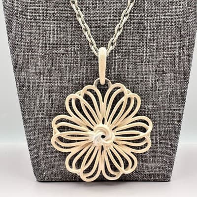 Vintage 80s Cream Enamel Floral Pendant Necklace Retro Women's Classic Jewelry