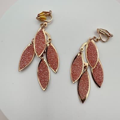 Vintage 90s Gold Tone Pink Glitter Leaf Dangle Earrings Women's Classic Jewelry