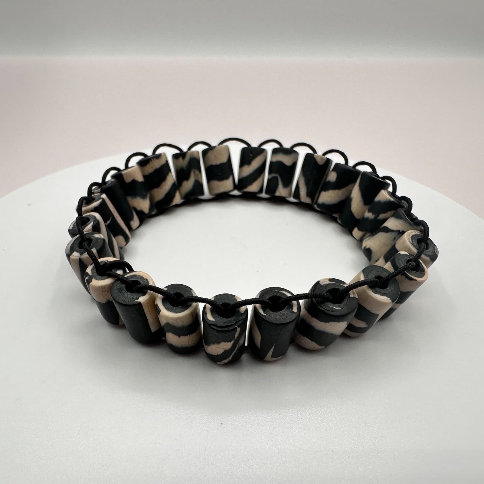 Vintage 90s Zebra Striped Bone Bead Stretch Bracelet Black White Boho Ethnic 90s