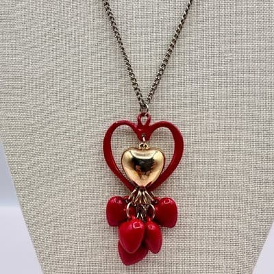 Vintage 90s Red Heart Pendant Necklace Gold Tone Dangle Charm Layered Jewelry