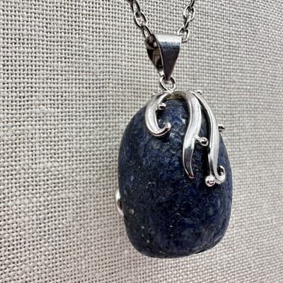 Vintage 90s Silver Tone Oval Blue Sodalite Stone Pendant Necklace Boho Bib Y2K