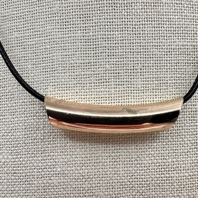 Vintage Y2K Black Cord Gold Tone Curved Tube Slide Necklace Women's Jewelry Boho