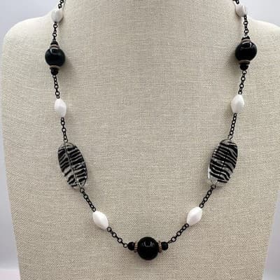 Vintage 80s Zebra Print Glass Bead Necklace Mod Statement Fashion Jewelry Y2K