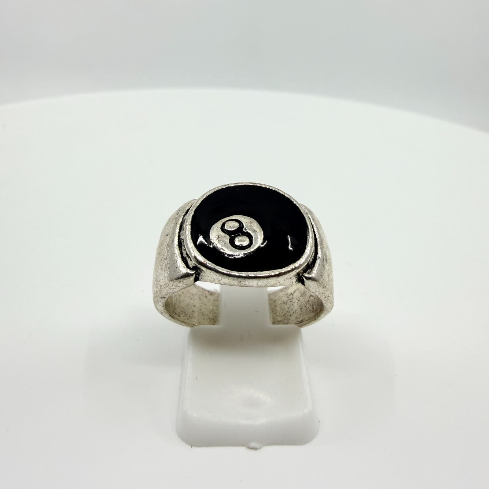 Vintage Y2K Silver Tone Magic 8 Ball Ring Retro Black Enamel Signet Band Classic