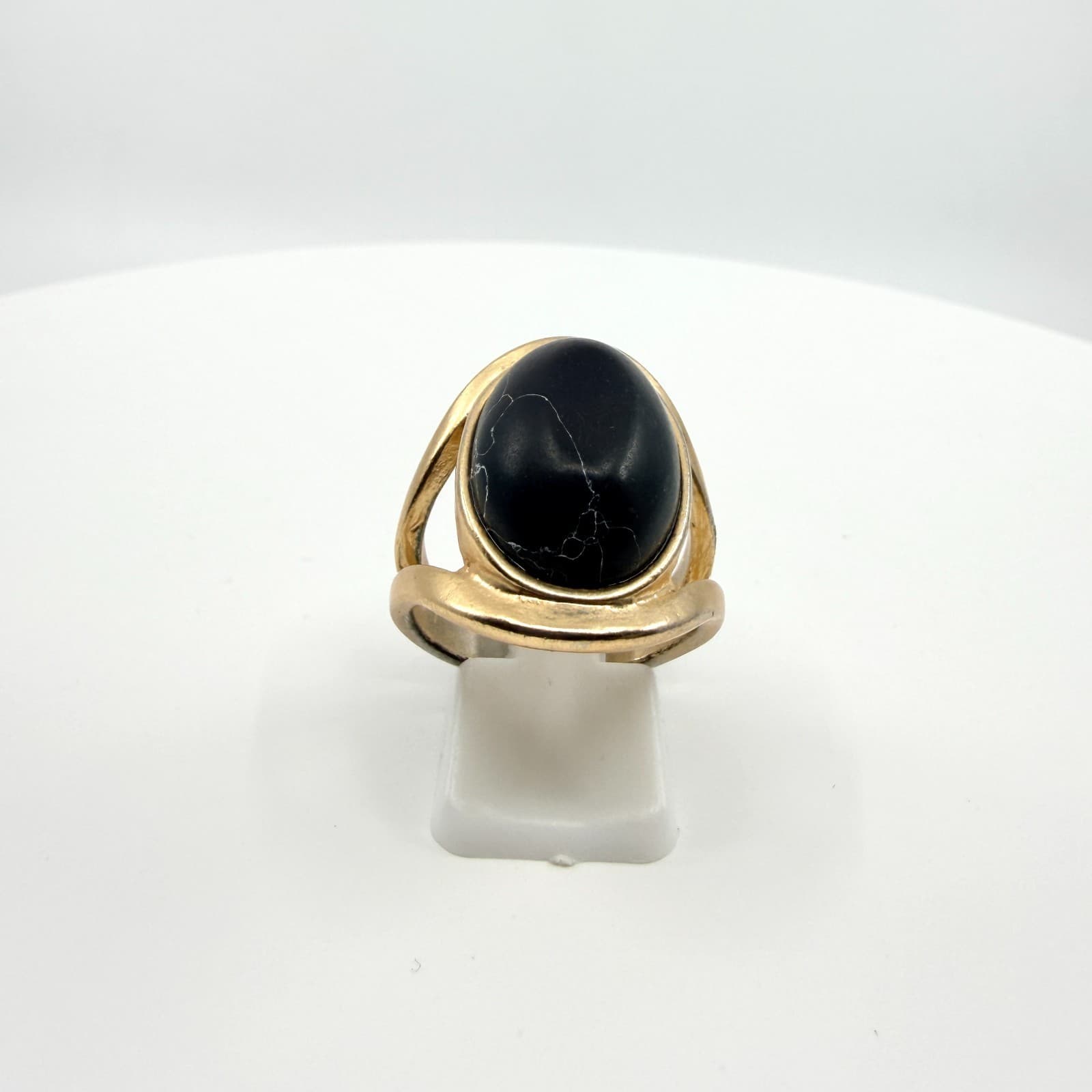 Vintage Gold Tone Faux Black Marble Cabochon Split Band Statement Ring Retro