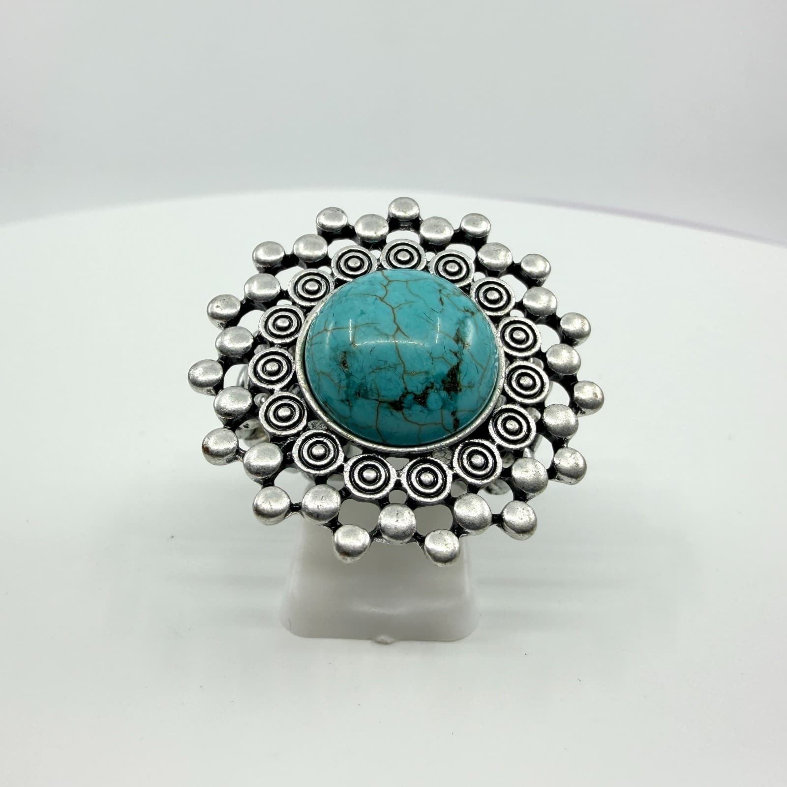 Vintage Southwestern Faux Turquoise Stretch Ring Silver Tone Textured Statement
