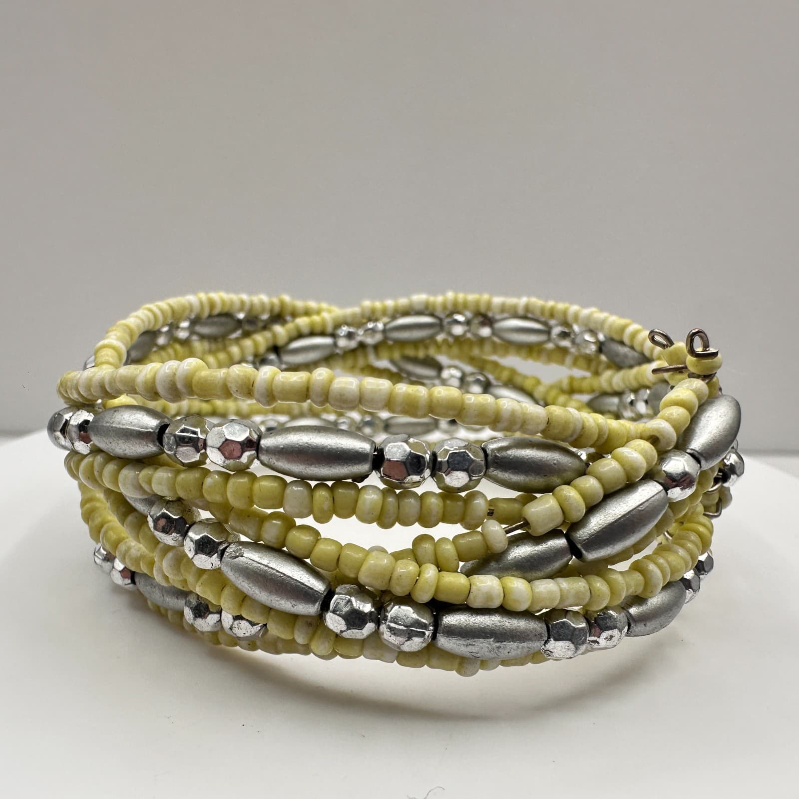 Vintage 90s Beaded Multi Strand Adjustable Stretch Cord Wrap Women's Bracelet