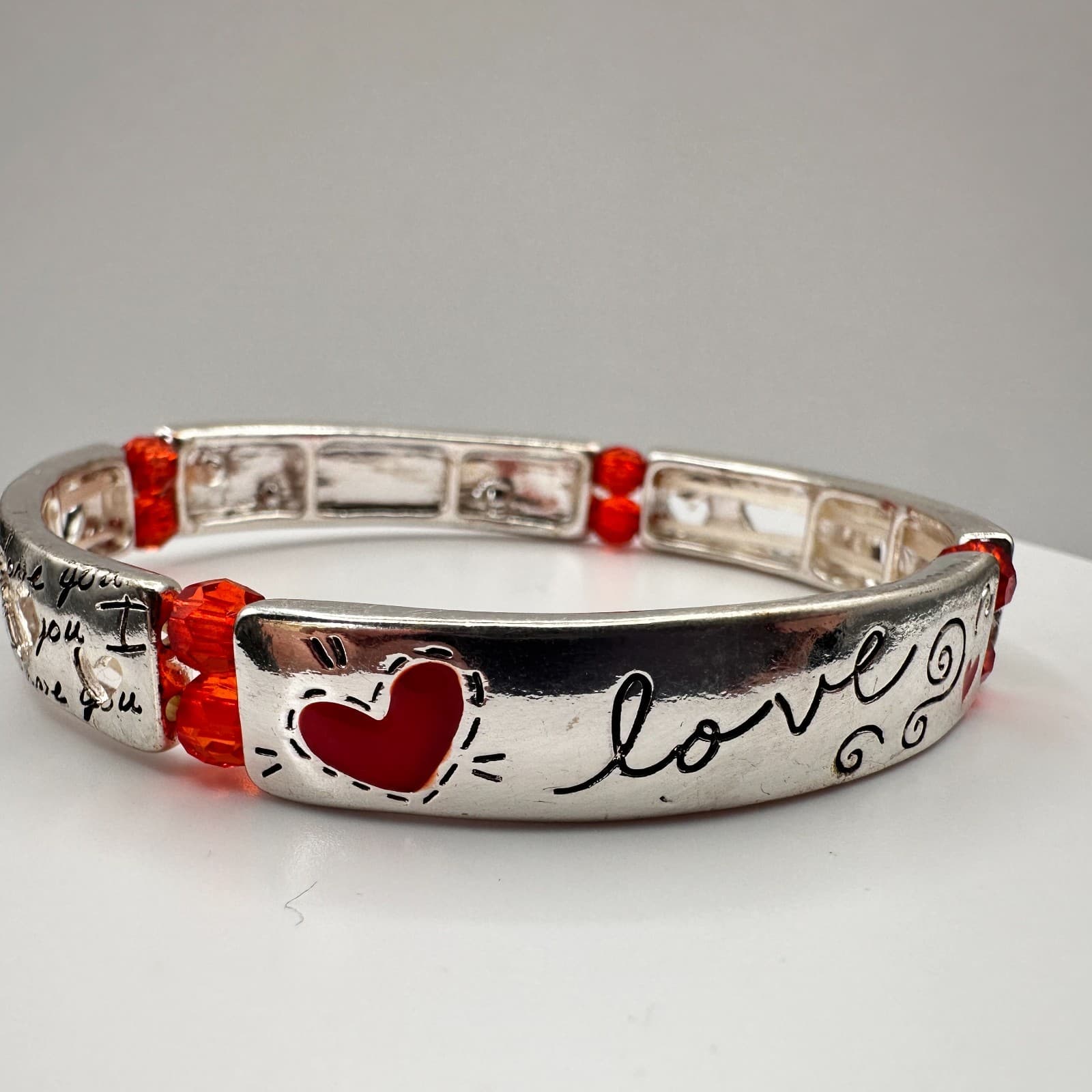 Vintage Y2K Silver Tone Love Heart Stretch Bracelet Red Crystal Beaded Jewelry