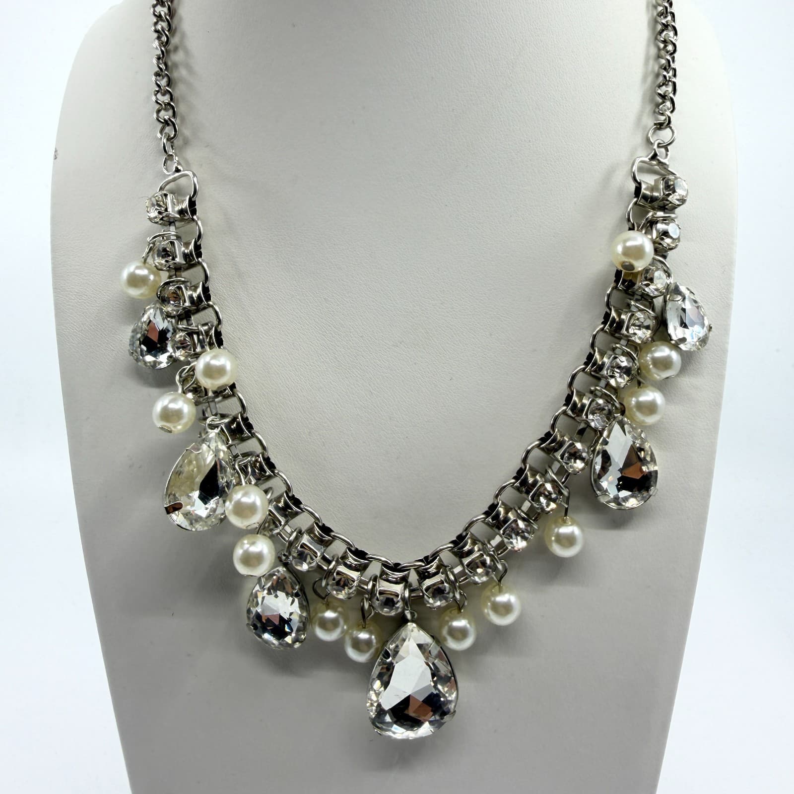 Glamorous Statement Necklace Clear Crystal Teardrop Faux Pearl Silver Tone Party