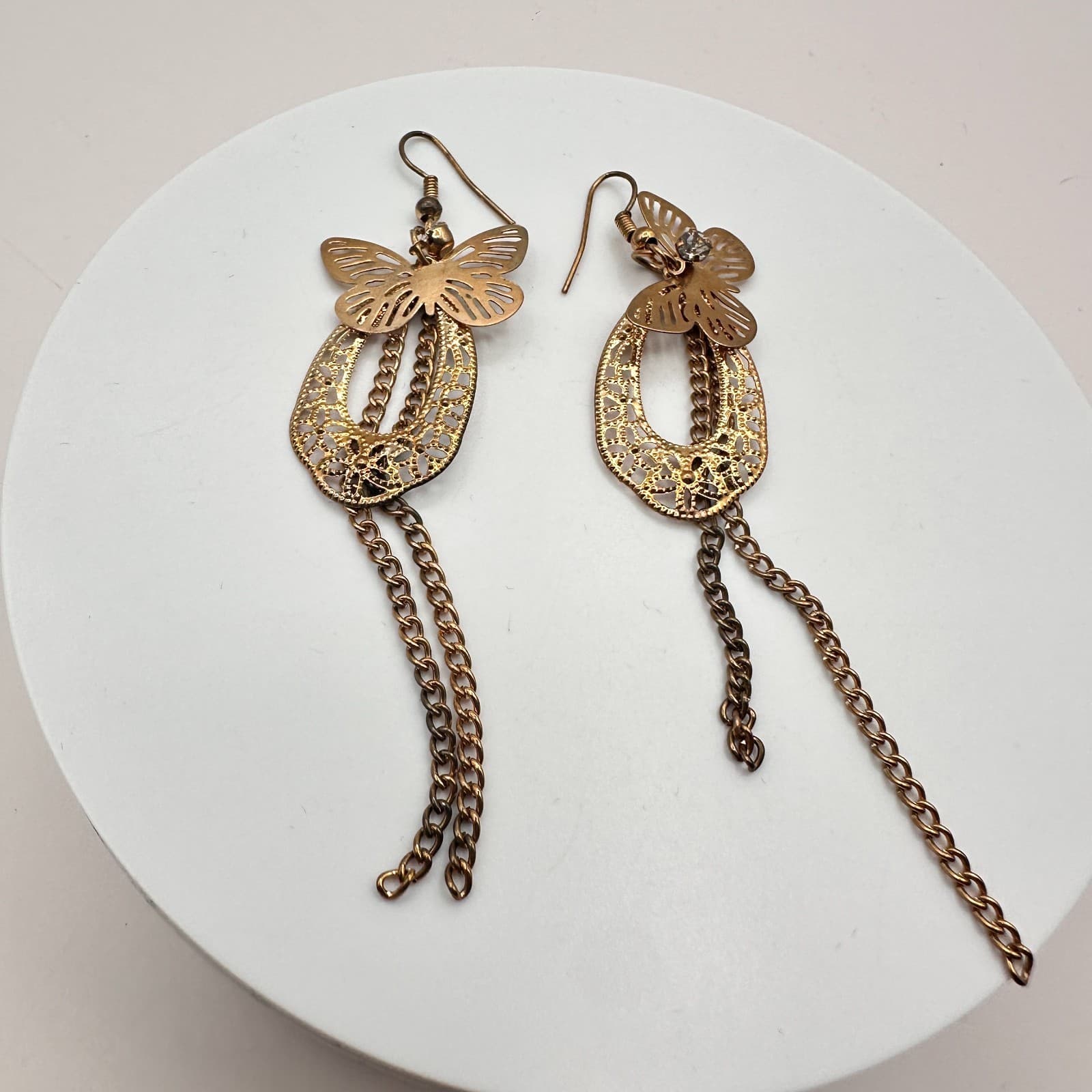 Vintage 90s Gold Tone Butterfly Filigree Dangle Earrings Women's Classic Jewelry
