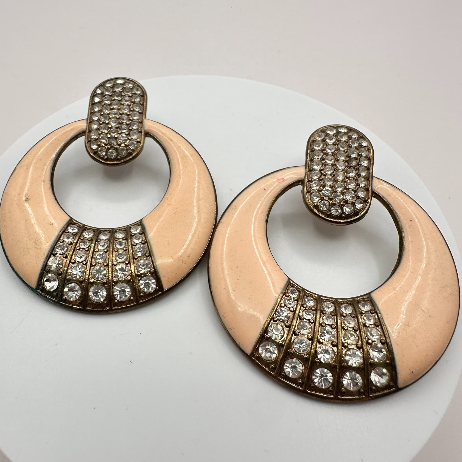 Vintage 80s Gold Tone Peach Enamel Rhinestone Door Knocker Earrings Jewelry Boho
