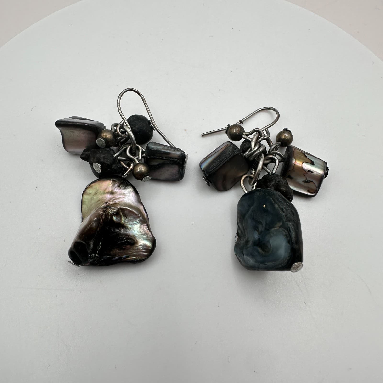 Vintage Y2K Silver Tone Iridescent Shell Beaded Dangle Earrings Women's Jewelry