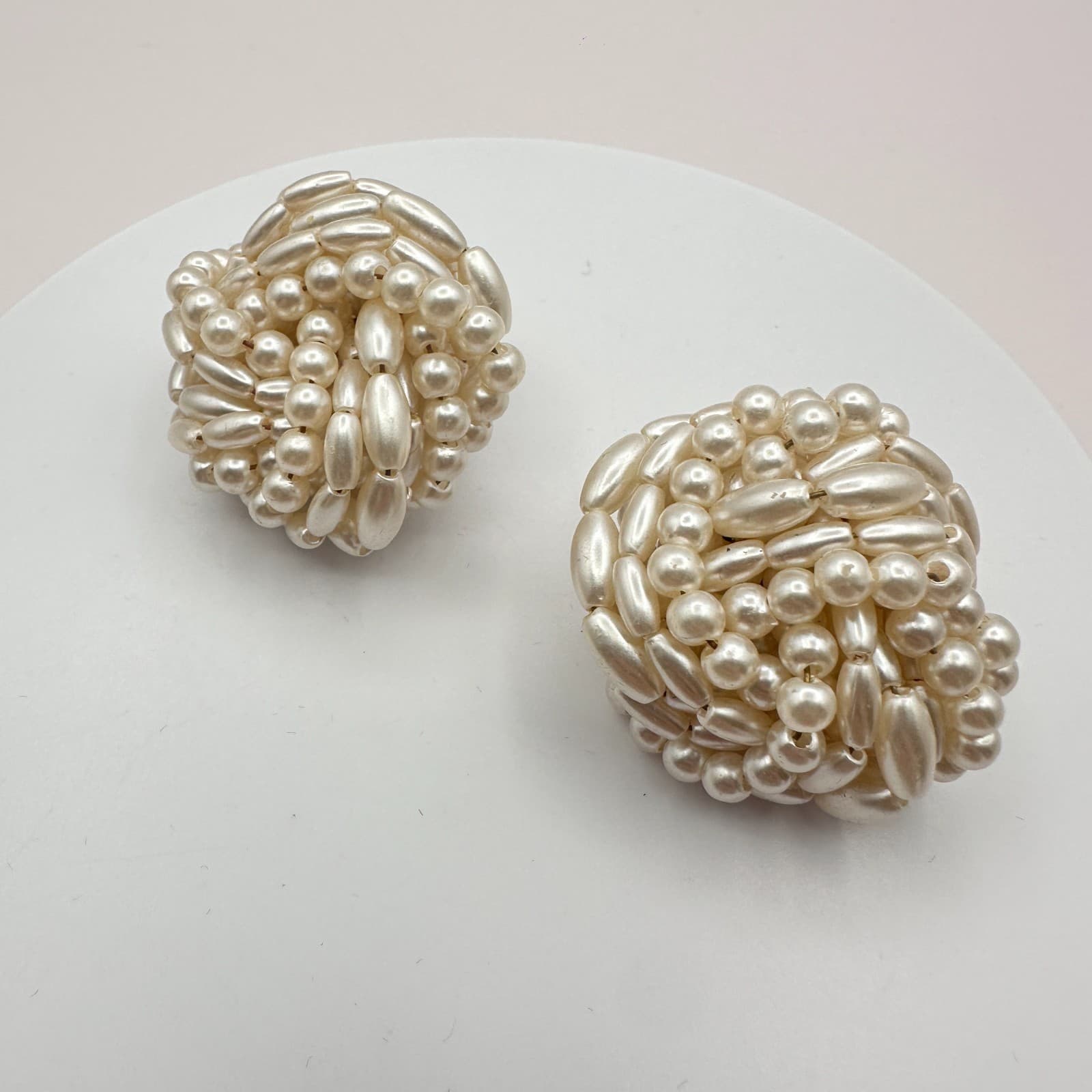 Vintage 80s Cream Faux Pearl Bead Cluster Earrings Statement Fashion Jewelry Y2K