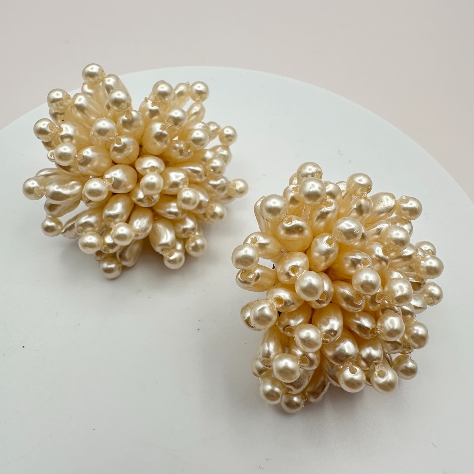 Vintage Y2K Ivory Pearl Beaded Earrings Bridal Women's Classic Fashion Jewelry