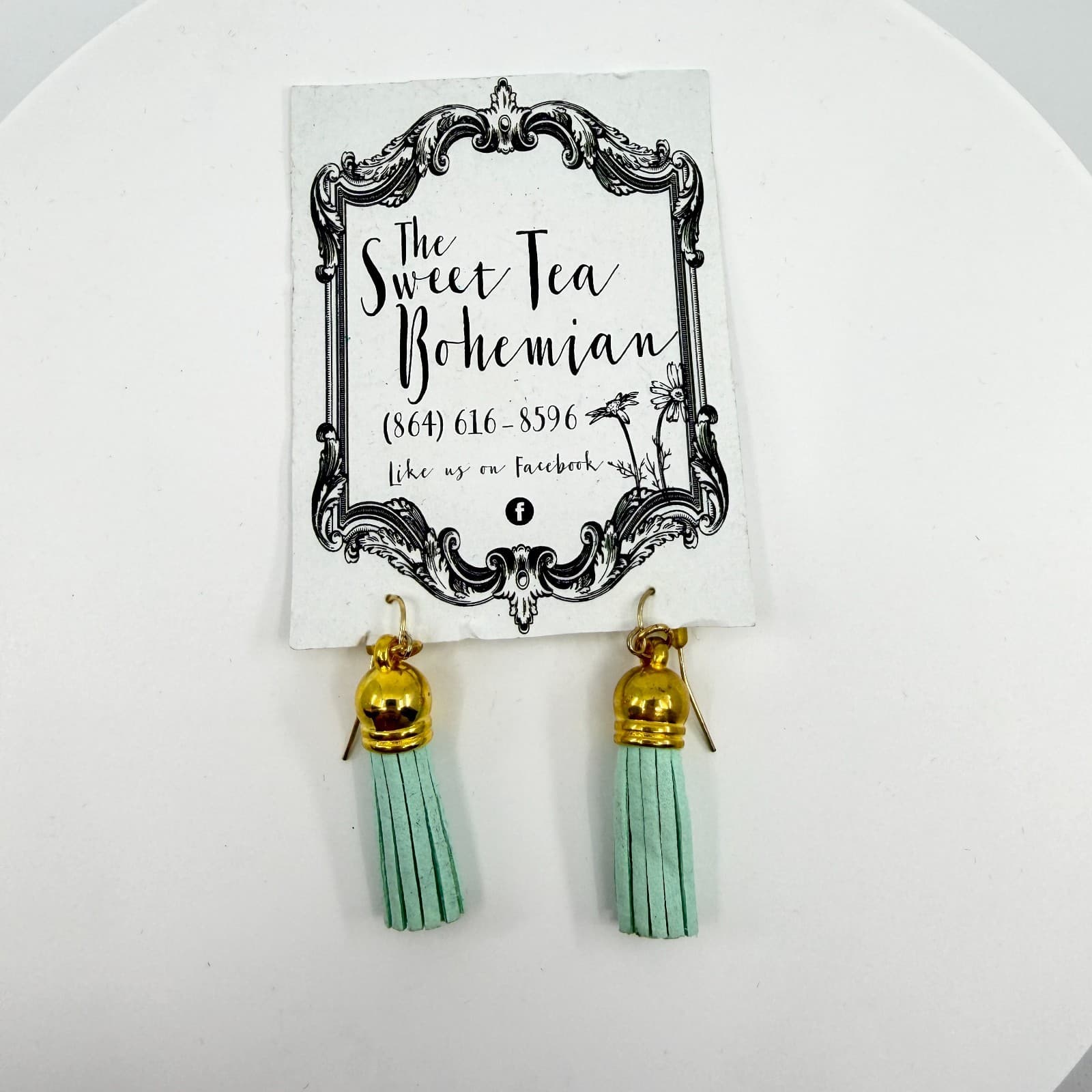Mint Green Suede Tassel Earring Gold Tone Boho Chic Lightweight Fun Gift Jewelry